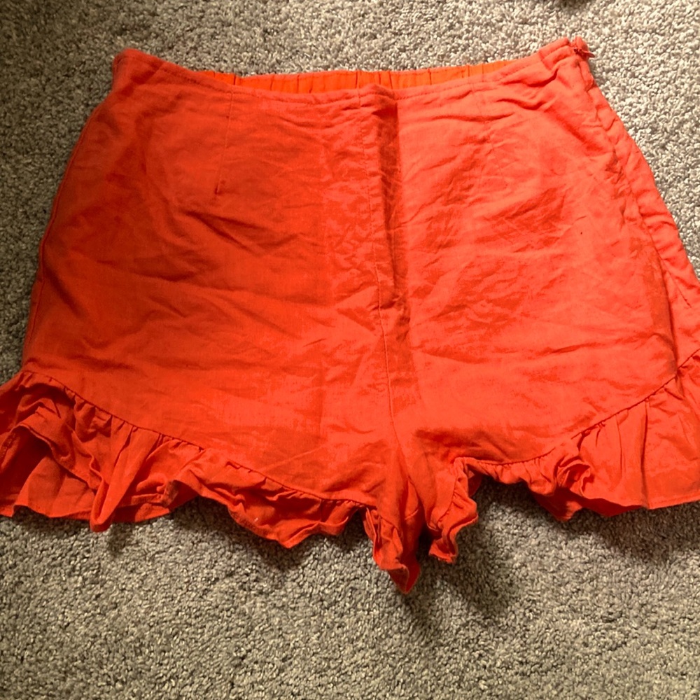 Orange Ruffled Shorts - Lost & Wonder. Size Small.